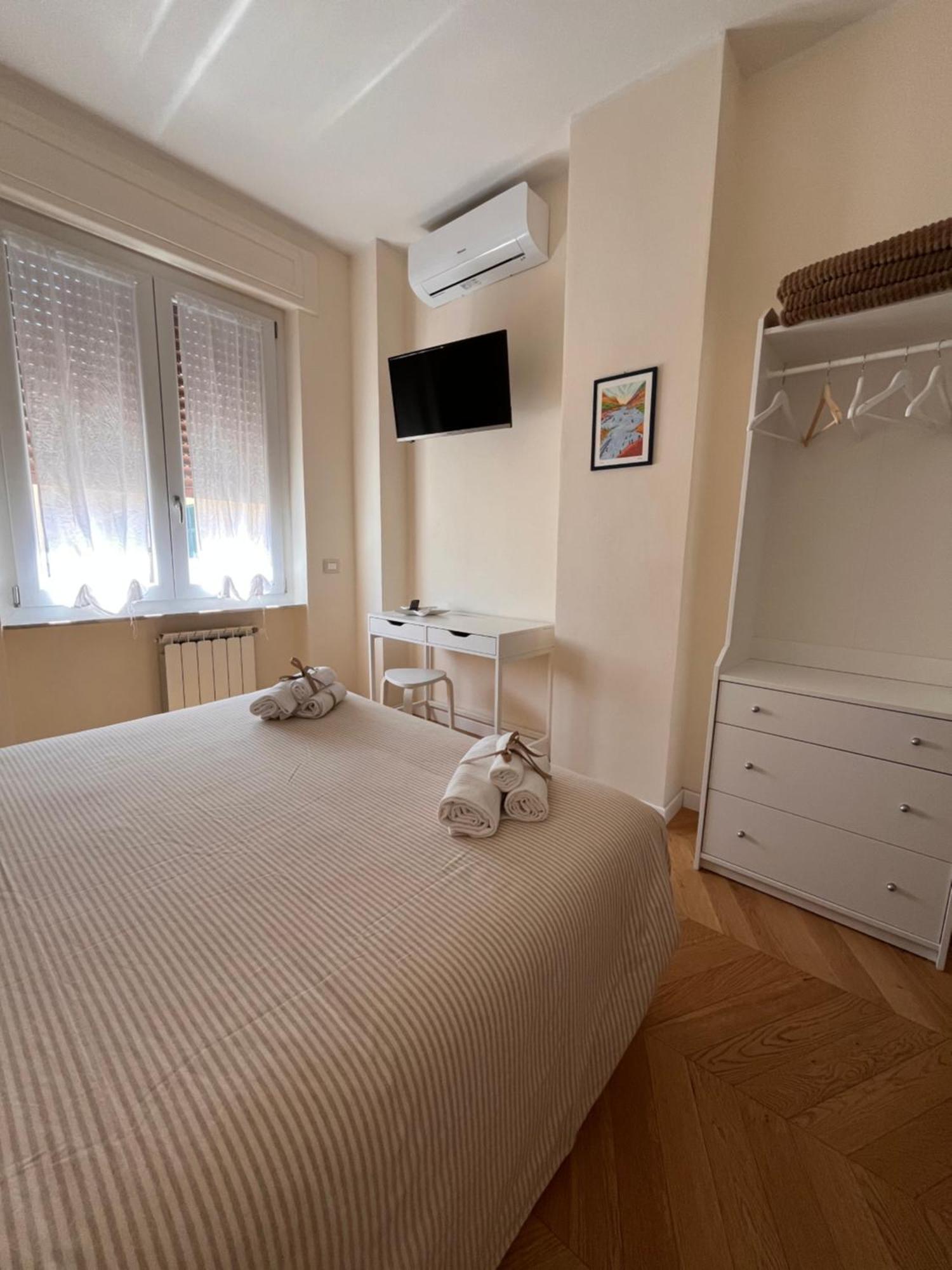 Little House 5 Terre Apartment La Spezia Ngoại thất bức ảnh